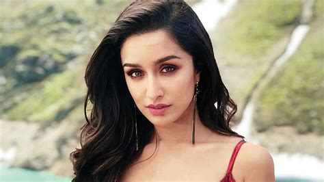 shraddha kapoor weight and height|shraddha kapoor figure.